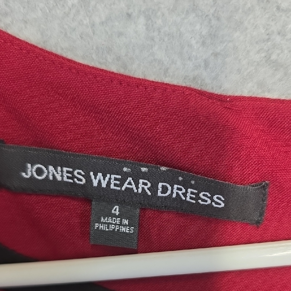 Jones Wear Red Sheath Dress Size 4 - Picture 2 of 9